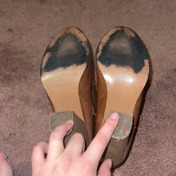 Tan High Heel Woman Boots Zipper and Laceup - Picture 4 of 5